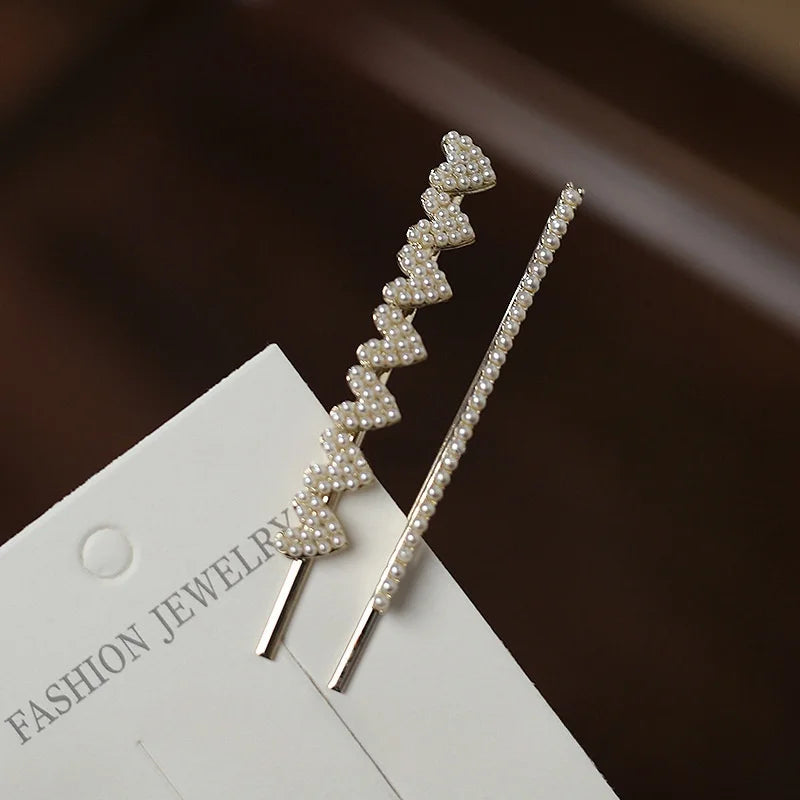 The Min-Ji Floral Bobby Pins white and silver