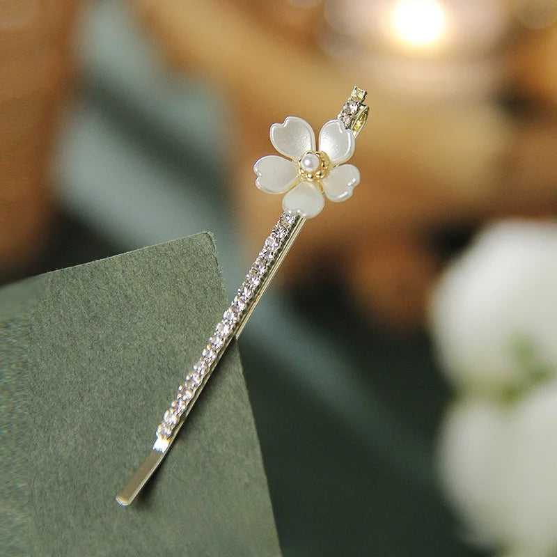 The Min-Ji Floral Bobby Pins silver