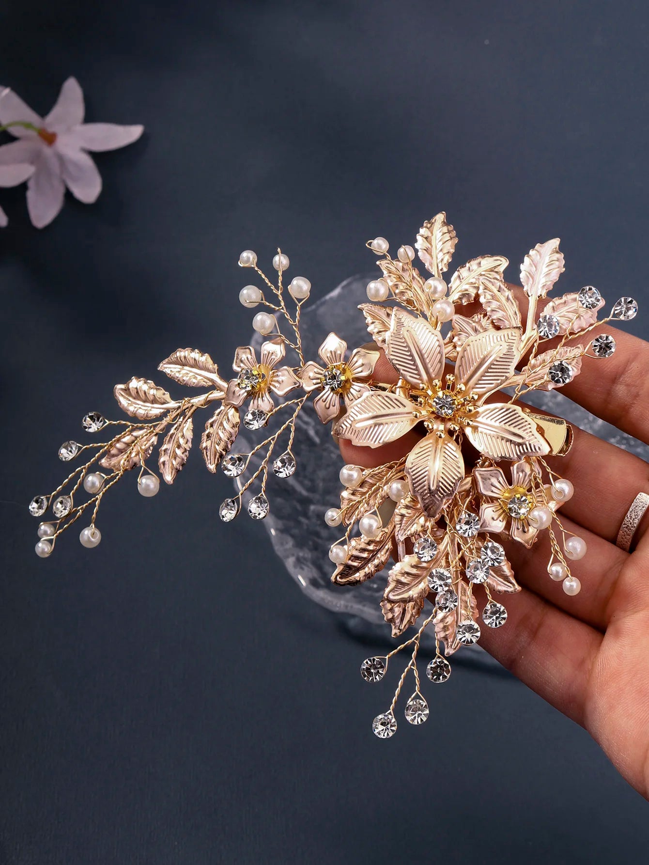 The Catalina Floral Hair Clip