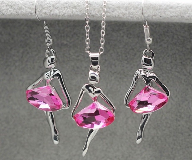The Ballerina Necklace and Pendant Set pink
