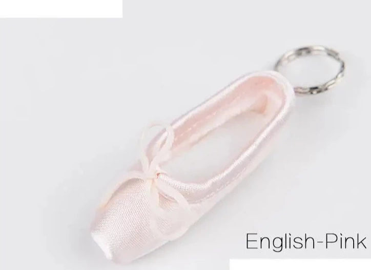 Porte-clés pour chaussures à pointes en satin - Accessoires de ballet uniques - Panache Ballet Boutique