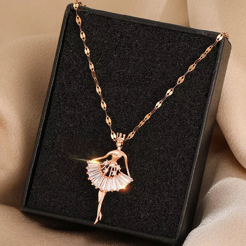 Le collier pendentif Sylvia Ballerina