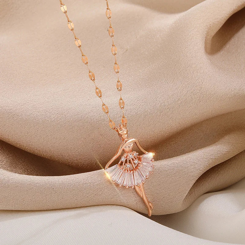 Die Sylvia Crystal Ballerina Anhänger Halskette