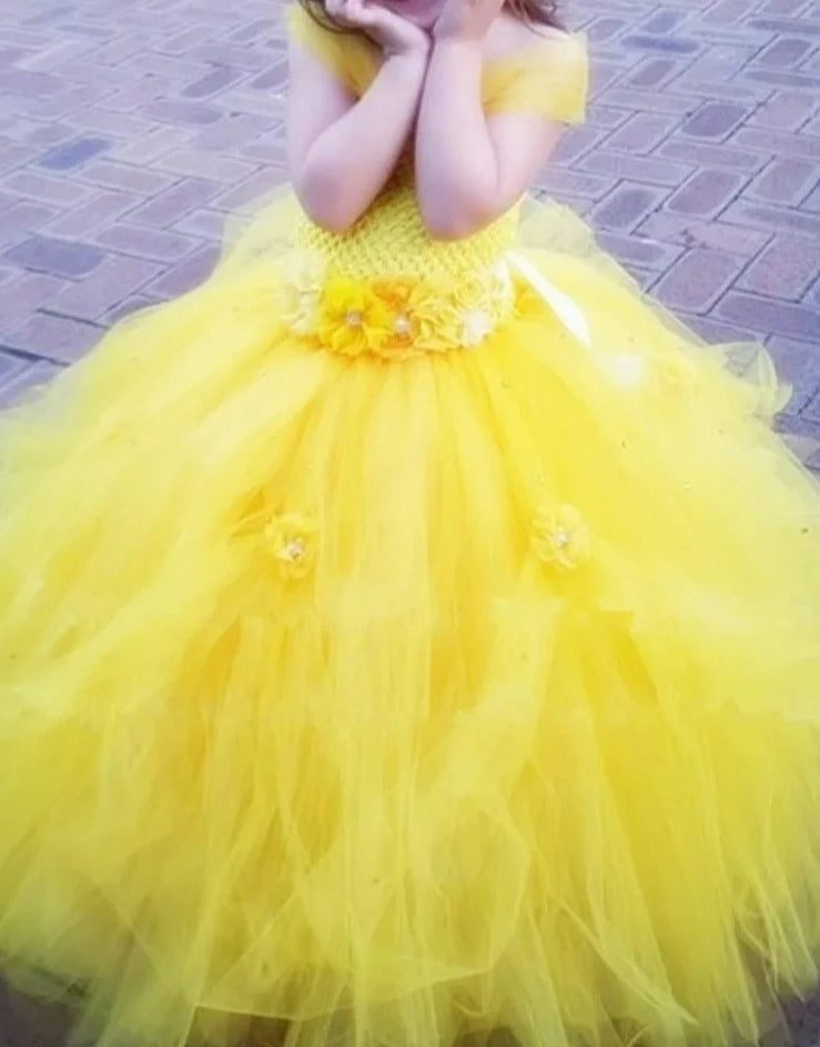 Желтое платье принцессы для девочки