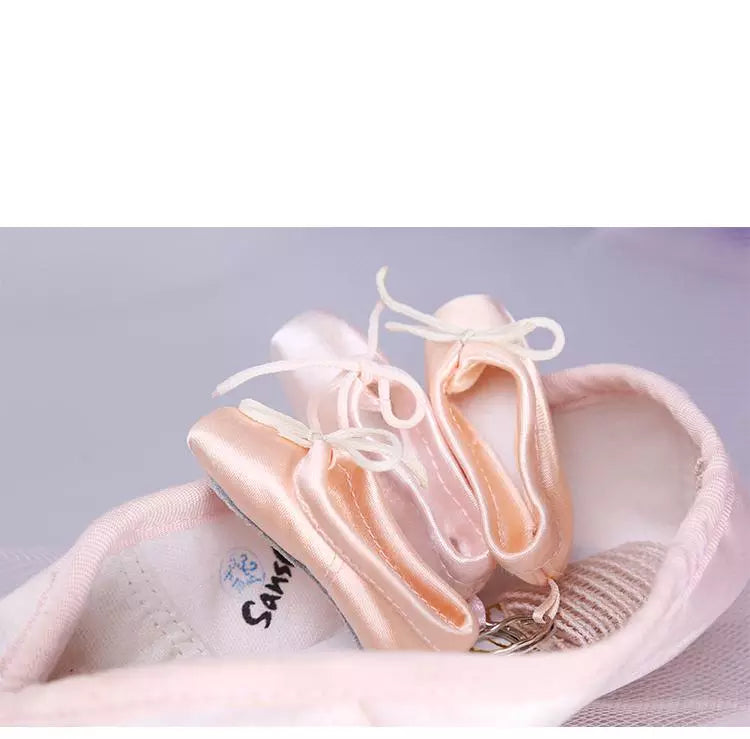 Portachiavi per scarpe da punta in raso - Accessori unici per balletto - Panache Ballet Boutique