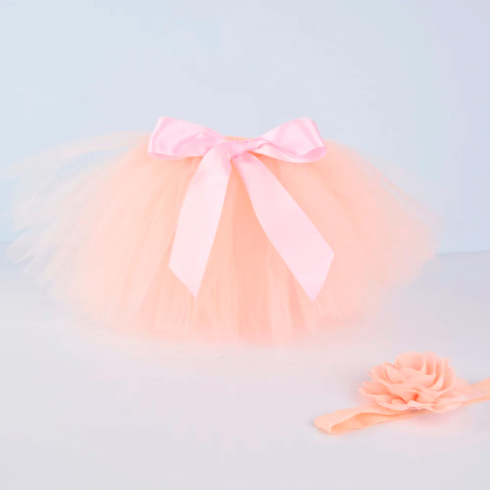 Розовая пачка для новорожденного и повязка на голову с цветком