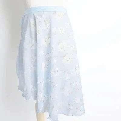 синяя балетная юбка с цветочным принтом