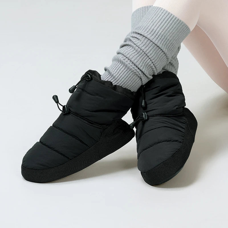 The Lizzie Warm Up Booties black