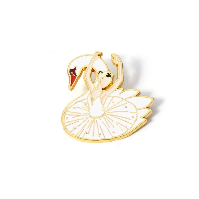 Бело-золотая булавка в форме лебедя-балерины