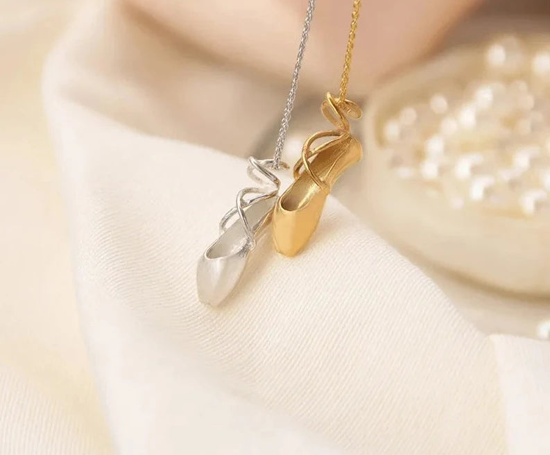 ballet pointe shoe necklace