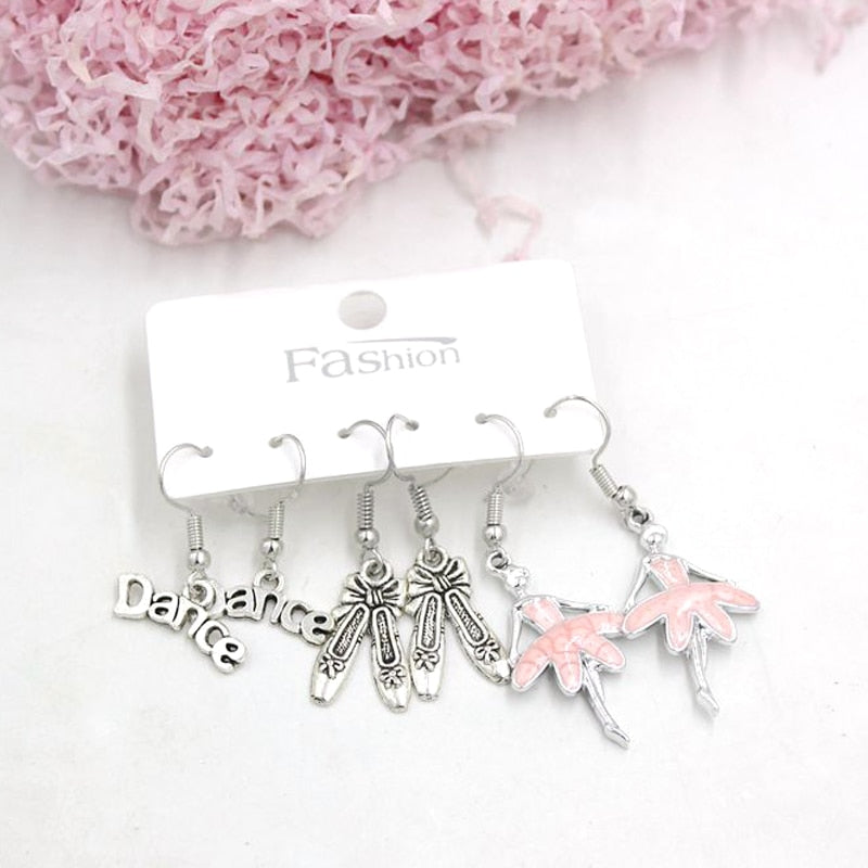 Set aus drei Paar Ballerina-Ohrringen